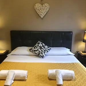Hotel Casale Dei Massimi, Rome