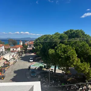 https://simotel-ermis.hotelschalkidiki.net
