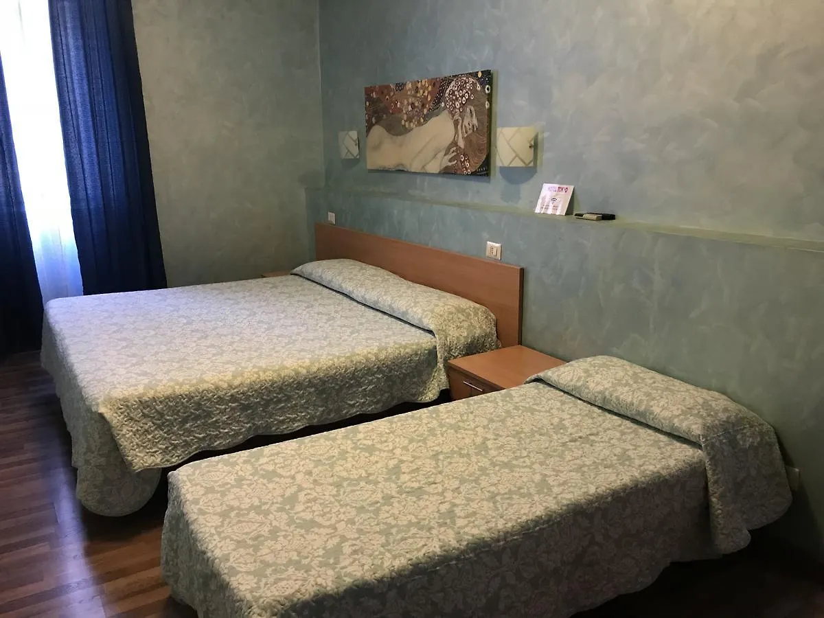 Hotel Tokyo Rome