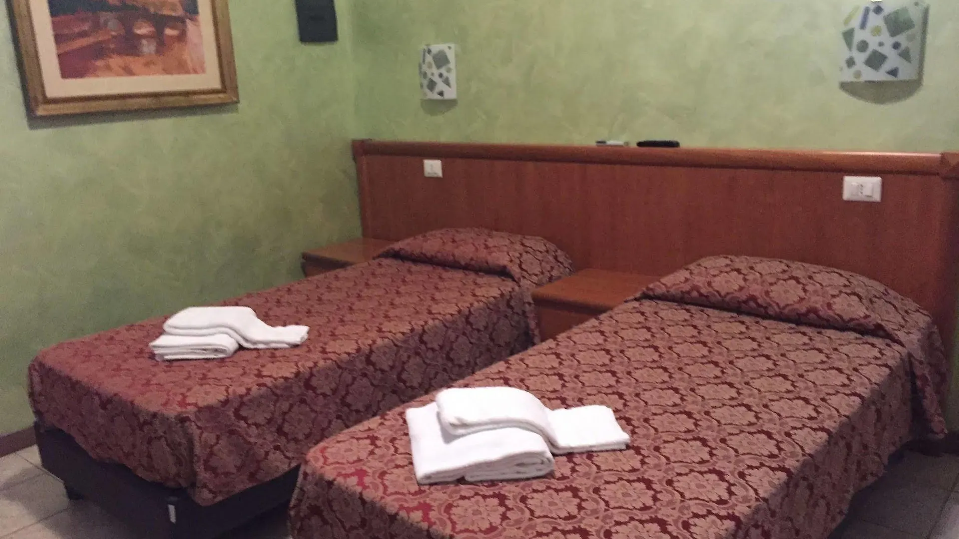 Hotel Tokyo Ρώμη 0*,  Ιταλία